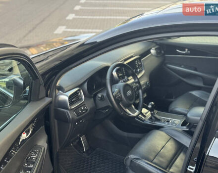 Черный Киа Соренто, объемом двигателя 2.2 л и пробегом 228 тыс. км за 23950 $, фото 38 на Automoto.ua