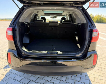 Черный Киа Соренто, объемом двигателя 2.2 л и пробегом 182 тыс. км за 18899 $, фото 16 на Automoto.ua