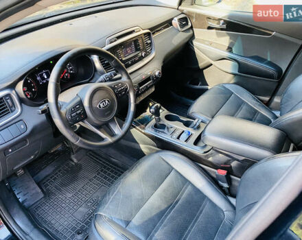 Черный Киа Соренто, объемом двигателя 3.34 л и пробегом 167 тыс. км за 12600 $, фото 37 на Automoto.ua