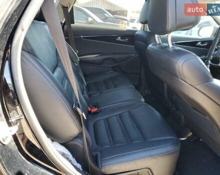 Черный Киа Соренто, объемом двигателя 2 л и пробегом 167 тыс. км за 1100 $, фото 10 на Automoto.ua