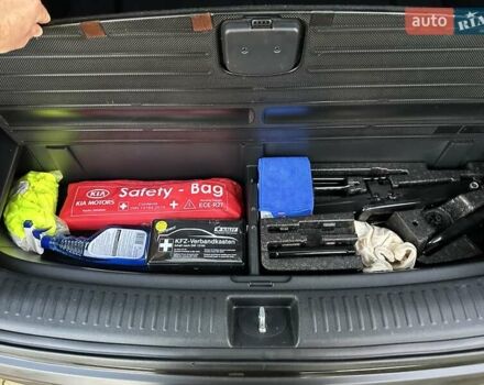 Черный Киа Соренто, объемом двигателя 2.2 л и пробегом 120 тыс. км за 20444 $, фото 164 на Automoto.ua