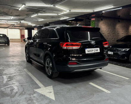 Черный Киа Соренто, объемом двигателя 2 л и пробегом 130 тыс. км за 19500 $, фото 7 на Automoto.ua