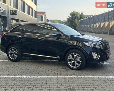 Черный Киа Соренто, объемом двигателя 2.2 л и пробегом 228 тыс. км за 23950 $, фото 22 на Automoto.ua