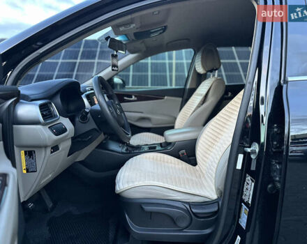 Черный Киа Соренто, объемом двигателя 2.36 л и пробегом 187 тыс. км за 12250 $, фото 52 на Automoto.ua