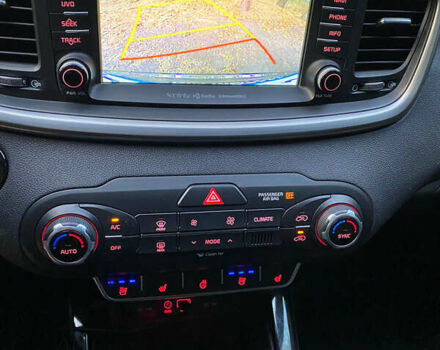 Черный Киа Соренто, объемом двигателя 2 л и пробегом 133 тыс. км за 17300 $, фото 9 на Automoto.ua