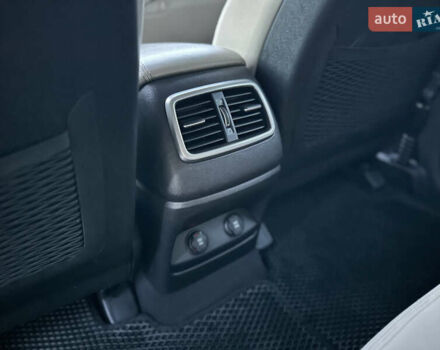 Черный Киа Соренто, объемом двигателя 2.36 л и пробегом 187 тыс. км за 12250 $, фото 82 на Automoto.ua