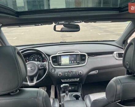Черный Киа Соренто, объемом двигателя 3.3 л и пробегом 105 тыс. км за 16500 $, фото 9 на Automoto.ua
