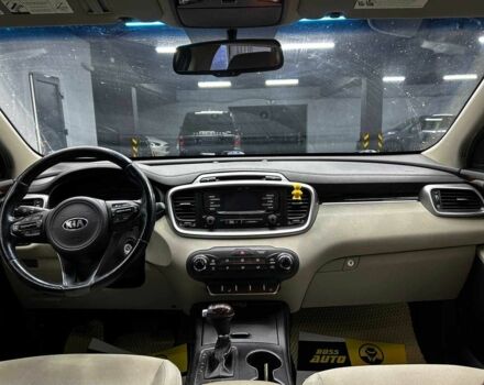 Черный Киа Соренто, объемом двигателя 2.4 л и пробегом 170 тыс. км за 15000 $, фото 10 на Automoto.ua