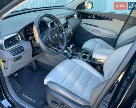 Чорний Кіа Соренто, об'ємом двигуна 3.34 л та пробігом 217 тис. км за 13199 $, фото 23 на Automoto.ua