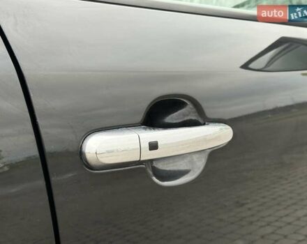 Черный Киа Соренто, объемом двигателя 2.2 л и пробегом 190 тыс. км за 17000 $, фото 25 на Automoto.ua