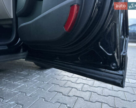 Черный Киа Соренто, объемом двигателя 2.36 л и пробегом 187 тыс. км за 12250 $, фото 105 на Automoto.ua