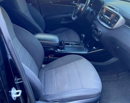 Черный Киа Соренто, объемом двигателя 2.2 л и пробегом 200 тыс. км за 24199 $, фото 11 на Automoto.ua