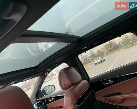 Чорний Кіа Соренто, об'ємом двигуна 2 л та пробігом 170 тис. км за 15500 $, фото 7 на Automoto.ua