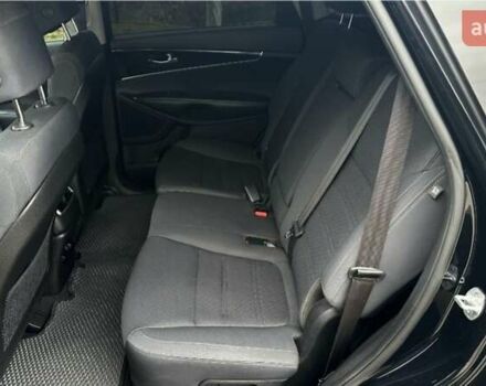 Черный Киа Соренто, объемом двигателя 2.36 л и пробегом 166 тыс. км за 13800 $, фото 16 на Automoto.ua