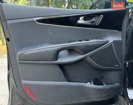 Чорний Кіа Соренто, об'ємом двигуна 3.3 л та пробігом 143 тис. км за 22490 $, фото 12 на Automoto.ua