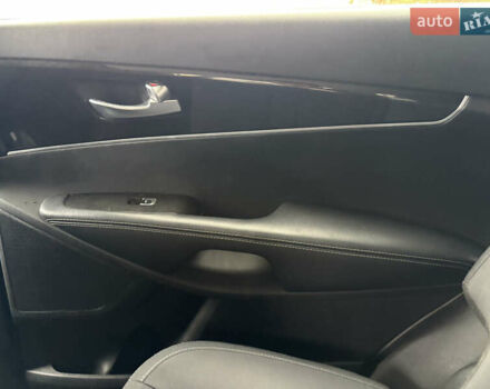 Черный Киа Соренто, объемом двигателя 2.4 л и пробегом 262 тыс. км за 11200 $, фото 21 на Automoto.ua