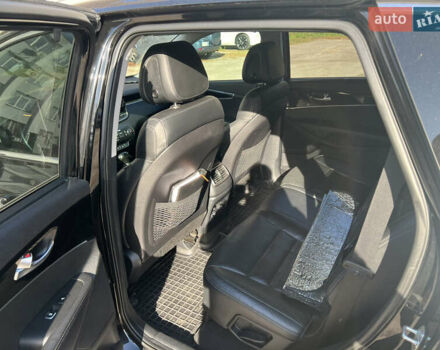 Черный Киа Соренто, объемом двигателя 2.2 л и пробегом 99 тыс. км за 30000 $, фото 2 на Automoto.ua