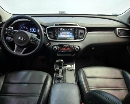 Черный Киа Соренто, объемом двигателя 2.2 л и пробегом 156 тыс. км за 16500 $, фото 4 на Automoto.ua