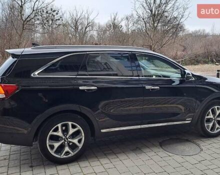 Чорний Кіа Соренто, об'ємом двигуна 2.2 л та пробігом 194 тис. км за 22500 $, фото 7 на Automoto.ua