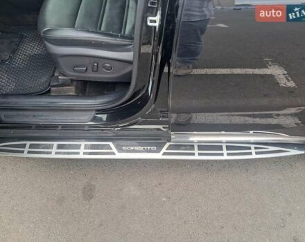 Черный Киа Соренто, объемом двигателя 2.2 л и пробегом 110 тыс. км за 25000 $, фото 4 на Automoto.ua