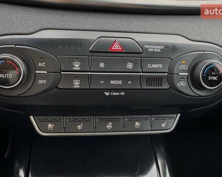 Черный Киа Соренто, объемом двигателя 2.2 л и пробегом 176 тыс. км за 24650 $, фото 37 на Automoto.ua