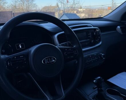 Черный Киа Соренто, объемом двигателя 2.4 л и пробегом 237 тыс. км за 14500 $, фото 6 на Automoto.ua