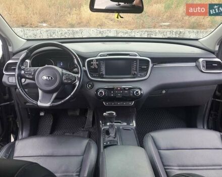 Черный Киа Соренто, объемом двигателя 2.2 л и пробегом 110 тыс. км за 25000 $, фото 12 на Automoto.ua