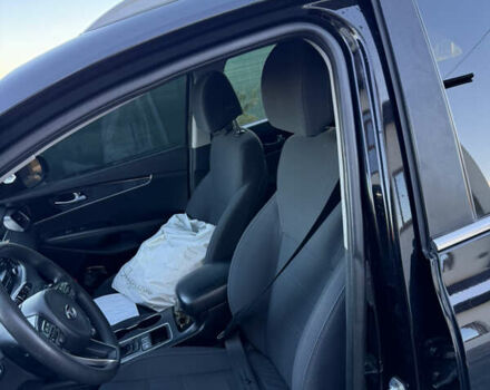 Черный Киа Соренто, объемом двигателя 2.4 л и пробегом 235 тыс. км за 14400 $, фото 7 на Automoto.ua