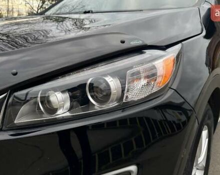 Черный Киа Соренто, объемом двигателя 2.36 л и пробегом 166 тыс. км за 13800 $, фото 7 на Automoto.ua