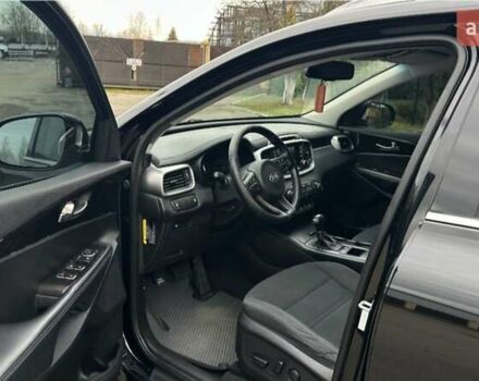 Черный Киа Соренто, объемом двигателя 2.36 л и пробегом 166 тыс. км за 13800 $, фото 17 на Automoto.ua