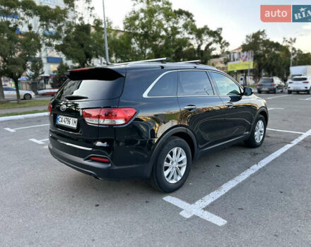 Черный Киа Соренто, объемом двигателя 3.3 л и пробегом 50 тыс. км за 17300 $, фото 2 на Automoto.ua