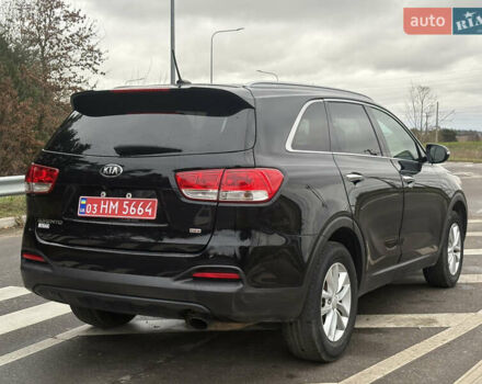 Черный Киа Соренто, объемом двигателя 2.4 л и пробегом 262 тыс. км за 11200 $, фото 6 на Automoto.ua