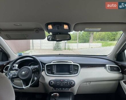 Черный Киа Соренто, объемом двигателя 2.4 л и пробегом 170 тыс. км за 16800 $, фото 3 на Automoto.ua