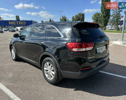 Черный Киа Соренто, объемом двигателя 2.36 л и пробегом 130 тыс. км за 15100 $, фото 5 на Automoto.ua