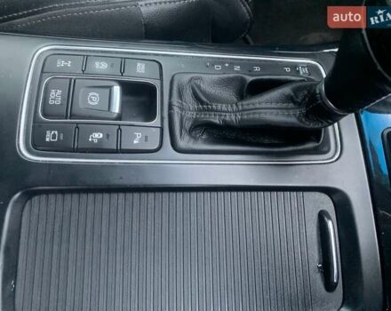 Черный Киа Соренто, объемом двигателя 2.2 л и пробегом 204 тыс. км за 20000 $, фото 7 на Automoto.ua