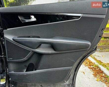 Чорний Кіа Соренто, об'ємом двигуна 3.3 л та пробігом 143 тис. км за 22490 $, фото 30 на Automoto.ua