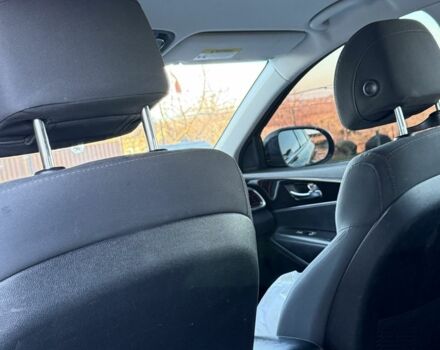 Черный Киа Соренто, объемом двигателя 2.4 л и пробегом 237 тыс. км за 14500 $, фото 8 на Automoto.ua