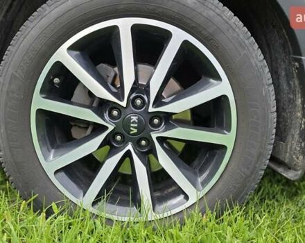 Черный Киа Соренто, объемом двигателя 2.2 л и пробегом 129 тыс. км за 24400 $, фото 14 на Automoto.ua