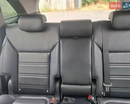 Черный Киа Соренто, объемом двигателя 2.2 л и пробегом 110 тыс. км за 25000 $, фото 9 на Automoto.ua