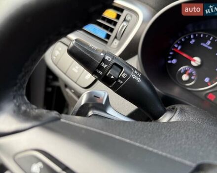 Чорний Кіа Соренто, об'ємом двигуна 2.2 л та пробігом 147 тис. км за 22700 $, фото 67 на Automoto.ua