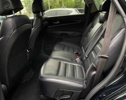 Черный Киа Соренто, объемом двигателя 2.4 л и пробегом 115 тыс. км за 17700 $, фото 19 на Automoto.ua