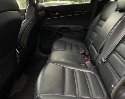 Черный Киа Соренто, объемом двигателя 2.4 л и пробегом 115 тыс. км за 17700 $, фото 20 на Automoto.ua