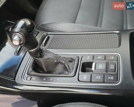 Чорний Кіа Соренто, об'ємом двигуна 2.2 л та пробігом 123 тис. км за 24950 $, фото 82 на Automoto.ua
