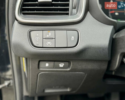 Черный Киа Соренто, объемом двигателя 2.2 л и пробегом 165 тыс. км за 25700 $, фото 29 на Automoto.ua