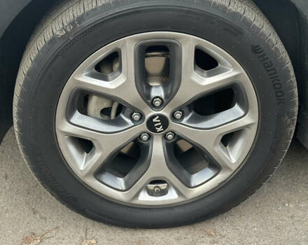 Чорний Кіа Соренто, об'ємом двигуна 2.2 л та пробігом 160 тис. км за 21599 $, фото 13 на Automoto.ua