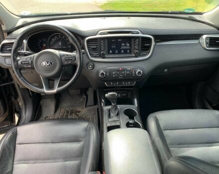 Черный Киа Соренто, объемом двигателя 3.3 л и пробегом 195 тыс. км за 12700 $, фото 11 на Automoto.ua