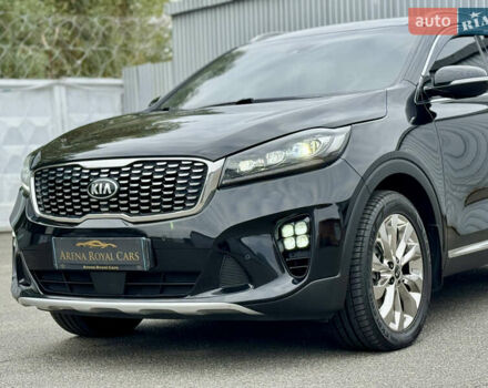 Черный Киа Соренто, объемом двигателя 2.2 л и пробегом 165 тыс. км за 25700 $, фото 5 на Automoto.ua