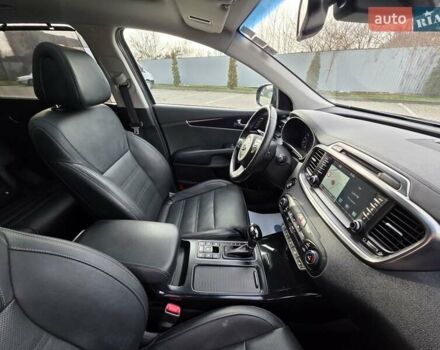 Чорний Кіа Соренто, об'ємом двигуна 2.2 л та пробігом 123 тис. км за 24950 $, фото 52 на Automoto.ua