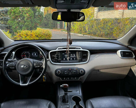 Черный Киа Соренто, объемом двигателя 2.4 л и пробегом 173 тыс. км за 16490 $, фото 25 на Automoto.ua