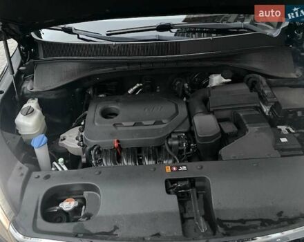 Черный Киа Соренто, объемом двигателя 2.36 л и пробегом 99 тыс. км за 16450 $, фото 16 на Automoto.ua